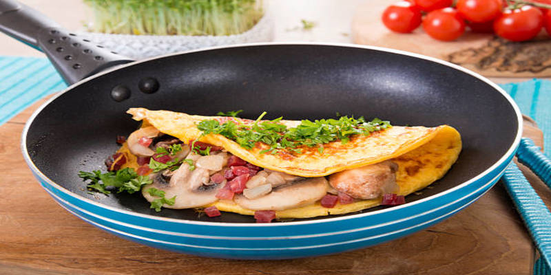 Best Omelette Pan in India